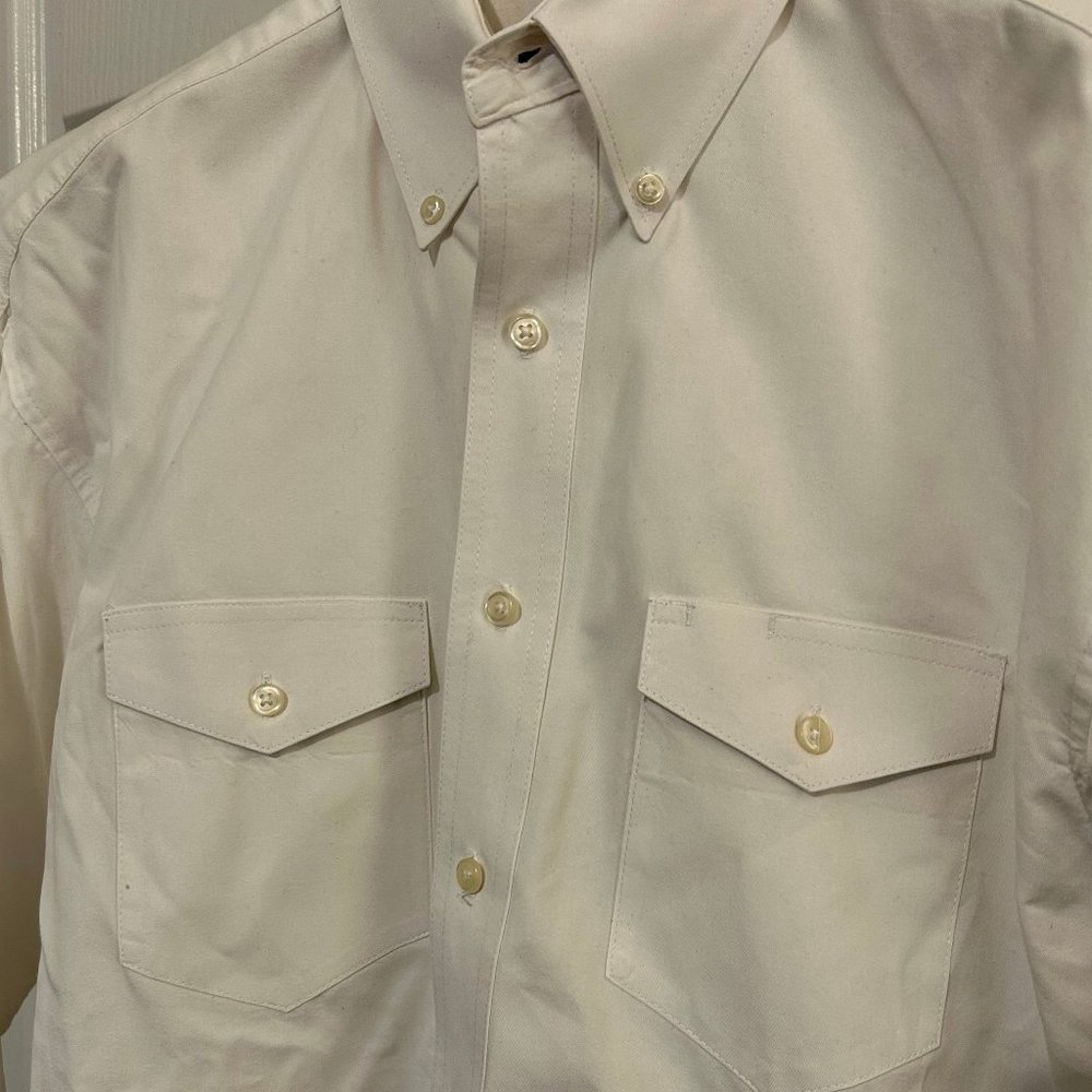 Wrangler Long Sleeve Solid Twill Botton down Shirt